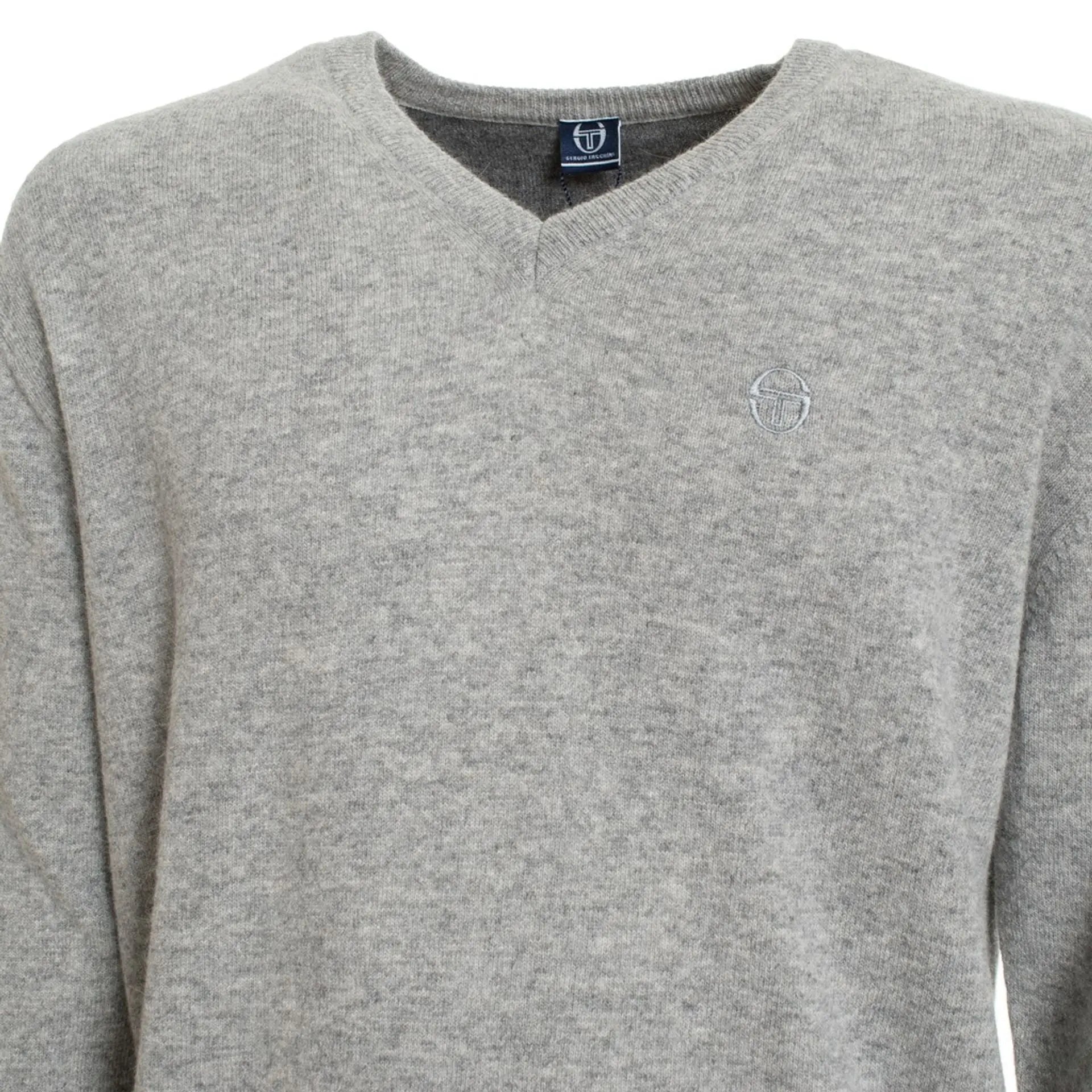 Sergio Tacchini Pulls Sergio Tacchini