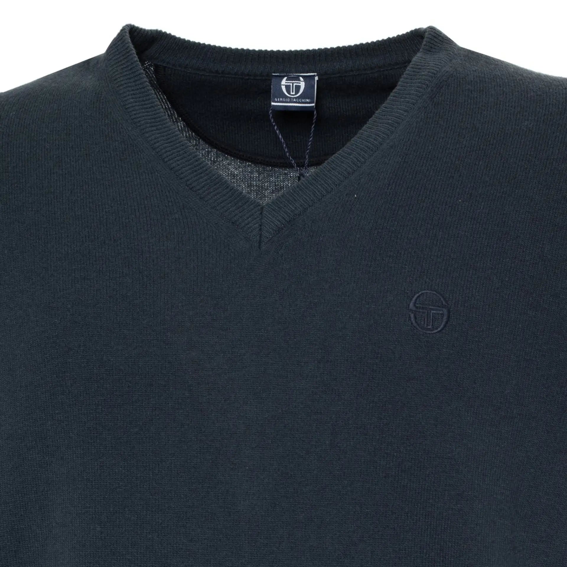 Sergio Tacchini Pulls Sergio Tacchini
