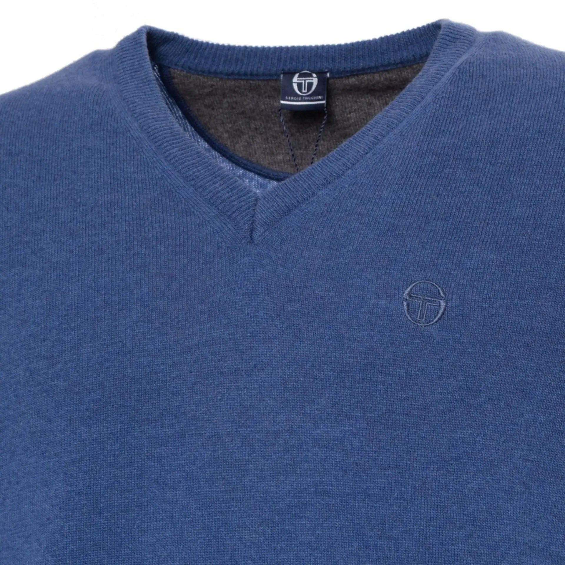 Sergio Tacchini Pulls Sergio Tacchini