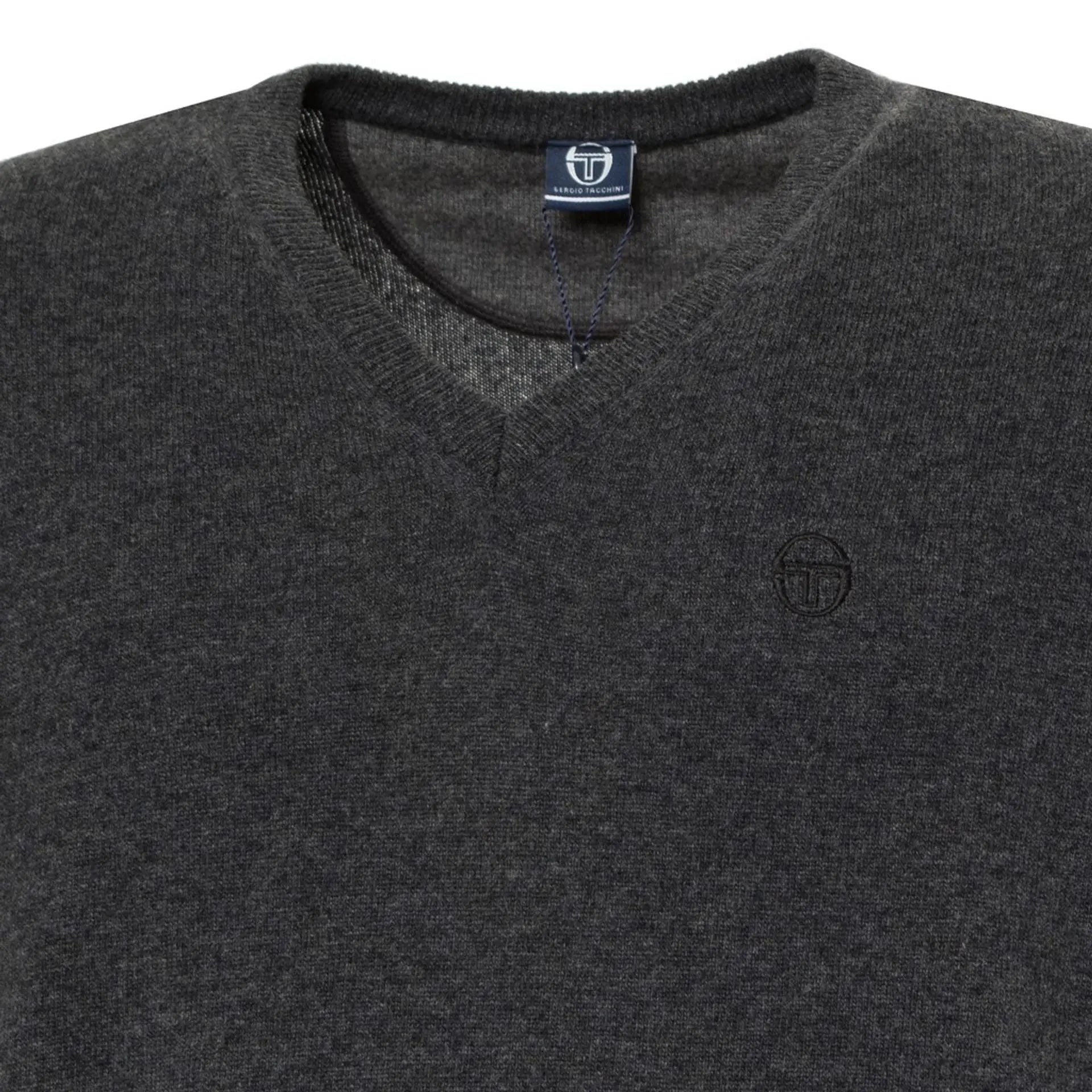 Sergio Tacchini Pulls Sergio Tacchini