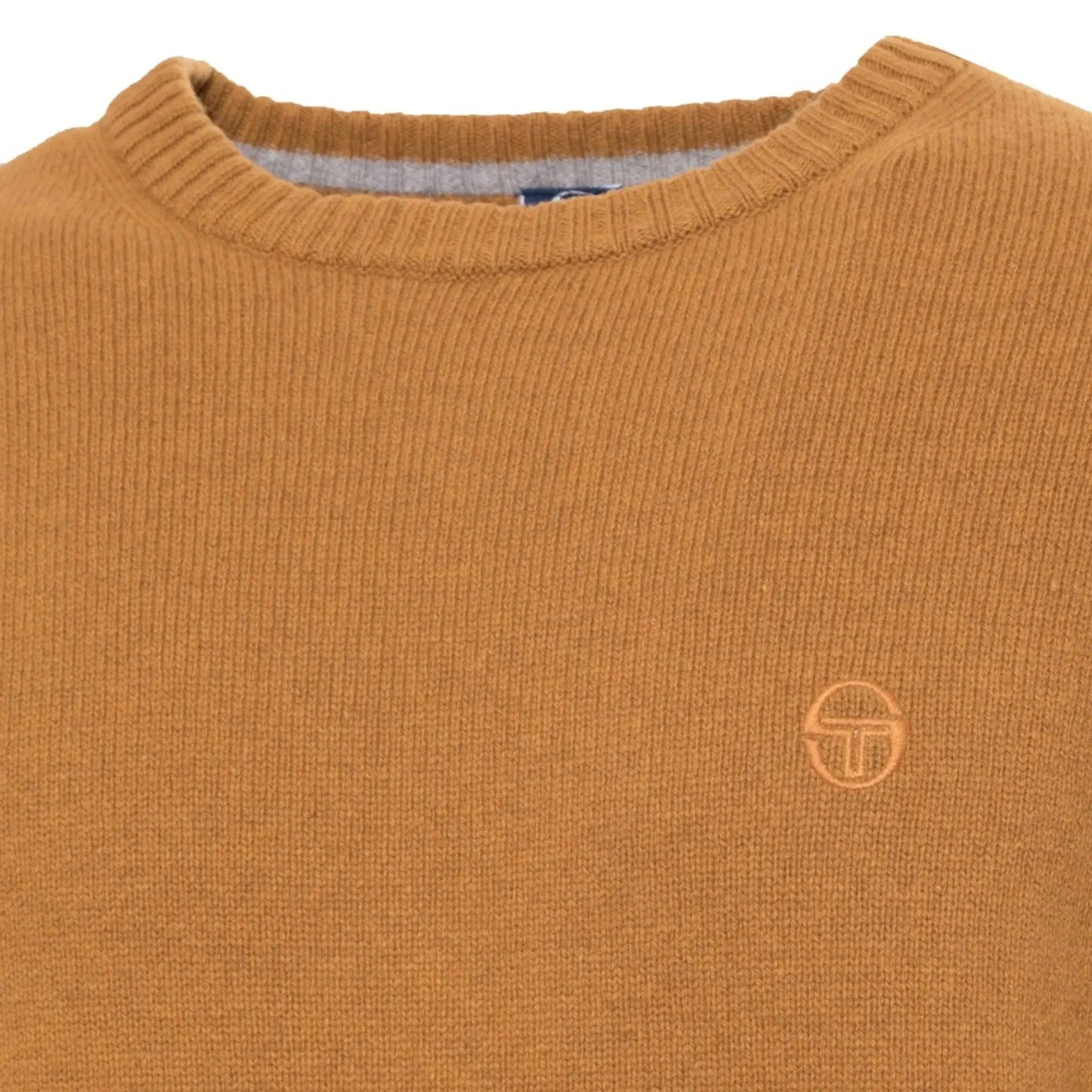 Sergio Tacchini Pulls Sergio Tacchini