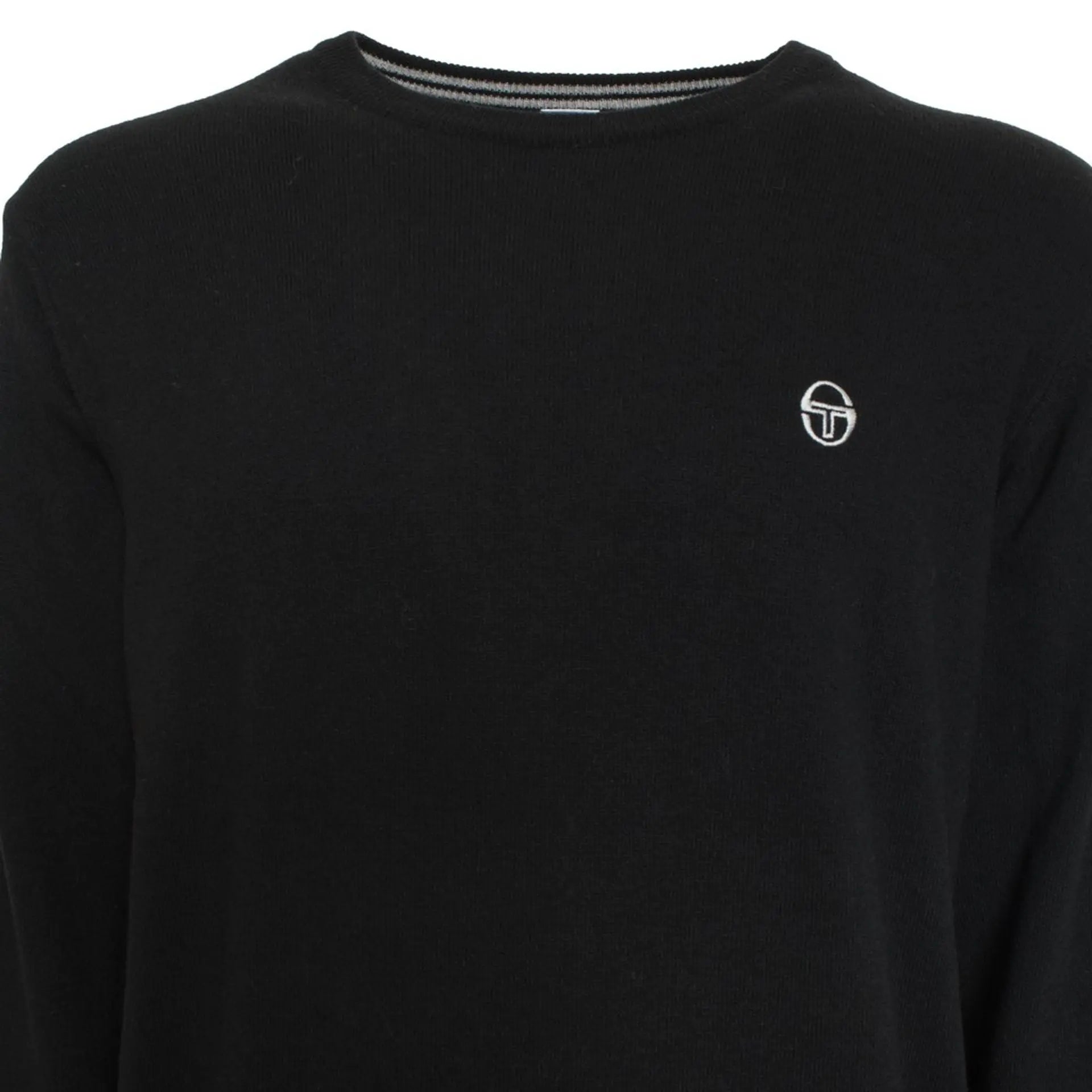 Sergio Tacchini Pulls Sergio Tacchini
