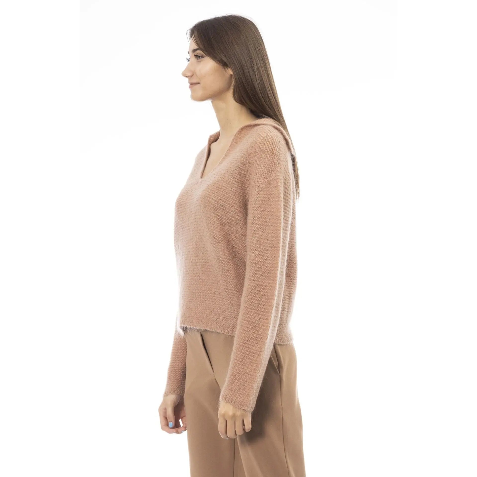 Alpha Studio Pulls Alpha Studio